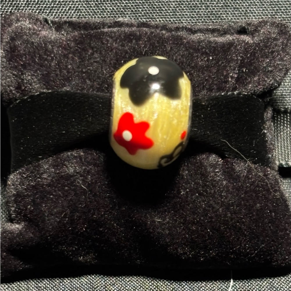 BACIO Floral Black and Red Bead charm. Sterling silver